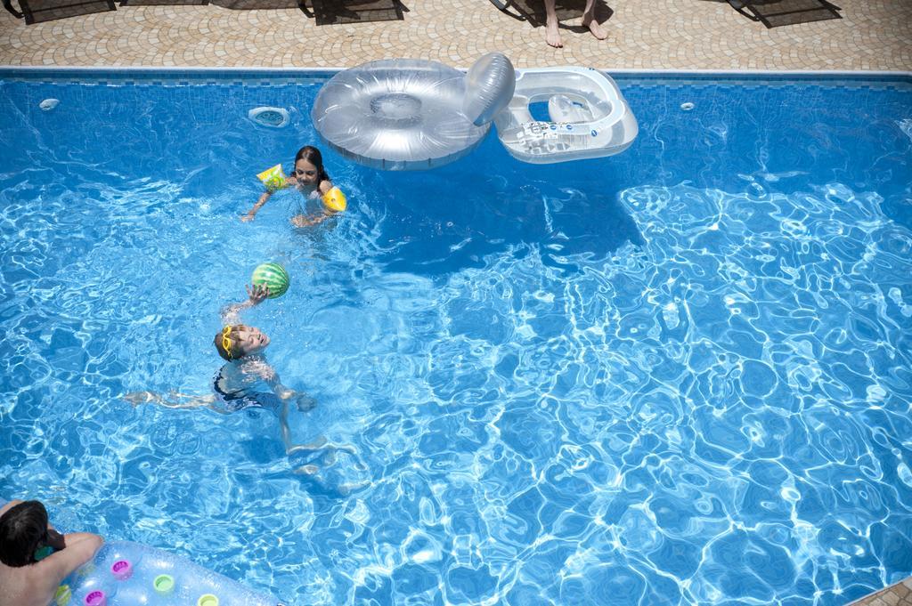 Nikolas Suites Kato Daratso Buitenkant foto